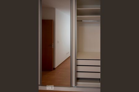 Apartamento à venda com 65m², 2 quartos e 2 vagassuíte