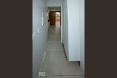 Apartamento à venda com 65m², 2 quartos e 2 vagasCorredor