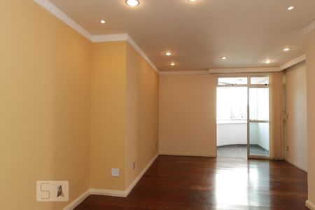 Sala de apartamento para alugar com 3 quartos, 70m² em Serra, Belo Horizonte
