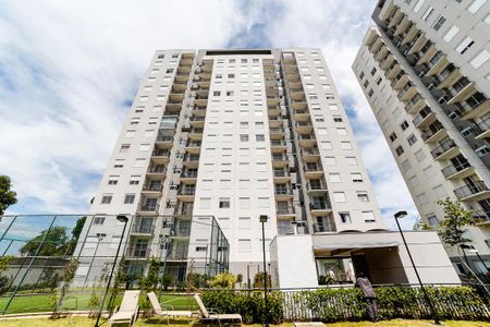 Apartamento para alugar com 49m², 2 quartos e 1 vaga Apartamento para alugar com 49m², 2 quartos e 1 vagaFachada