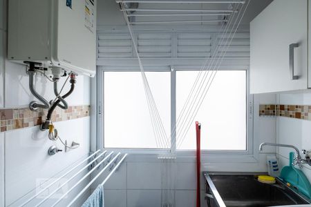 Apartamento à venda com 65m², 2 quartos e 1 vagaÁrea de Serviço