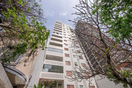 Apartamento para alugar com 105m², 3 quartos e 1 vagaFachada