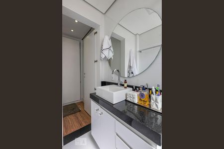 Apartamento para alugar com 105m², 3 quartos e 1 vagaSuíte - Banheiro