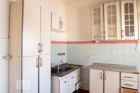 Casa para alugar com 110m², 5 quartos e 1 vaga Casa para alugar com 110m², 5 quartos e 1 vagaCozinha