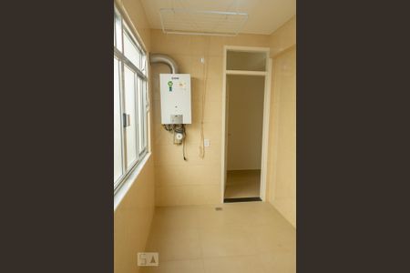 Apartamento à venda com 130m², 3 quartos e 1 vaga Apartamento à venda com 130m², 3 quartos e 1 vagalavanderia
