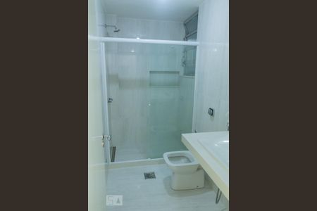 banheiro da suíte de apartamento à venda com 3 quartos, 130m² em Tijuca, Rio de Janeiro