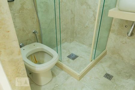 Apartamento à venda com 130m², 3 quartos e 1 vaga Apartamento à venda com 130m², 3 quartos e 1 vagabanheiro social