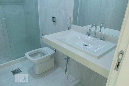 Apartamento à venda com 130m², 3 quartos e 1 vaga Apartamento à venda com 130m², 3 quartos e 1 vagabanheiro da suíte