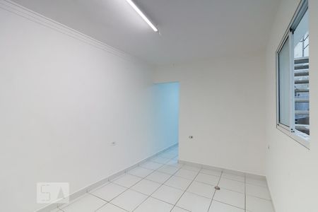 Sala e quarto de Casa com 1 quarto, 30m² Vila Barros