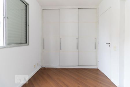 Apartamento à venda com 65m², 3 quartos e 1 vaga Apartamento à venda com 65m², 3 quartos e 1 vagaSuíte