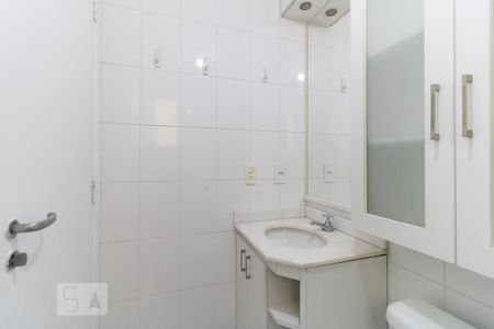 Apartamento à venda com 65m², 3 quartos e 1 vaga Apartamento à venda com 65m², 3 quartos e 1 vagaBanheiro da Suíte