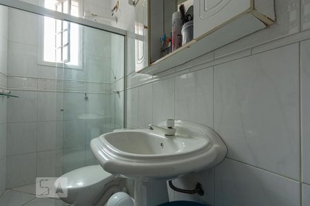 Casa à venda com 246m², 4 quartos e 2 vagasBanheiro 3