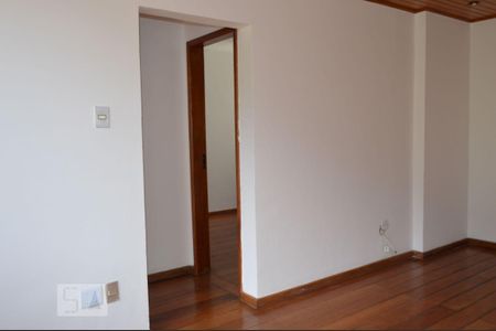Sala de apartamento para alugar com 2 quartos, 78m² em Fonseca, Niterói