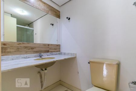 Banheiro de kitnet/studio para alugar com 1 quarto, 38m² em Botafogo, Campinas