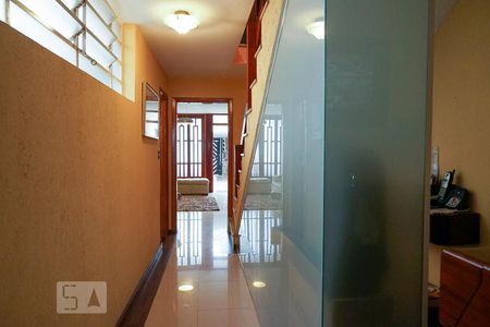 Corredor de casa à venda com 3 quartos, 200m² em Perdizes, São Paulo