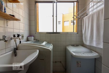 Apartamento à venda com 60m², 2 quartos e 1 vagaÁrea de Serviço