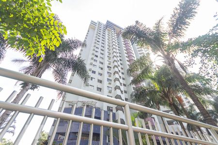 Apartamento para alugar com 65m², 2 quartos e 1 vaga Apartamento para alugar com 65m², 2 quartos e 1 vagaFachada