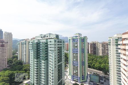 Apartamento para alugar com 65m², 2 quartos e 1 vaga Apartamento para alugar com 65m², 2 quartos e 1 vagaVista