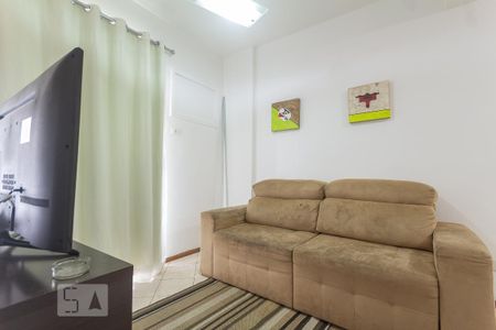 Sala de apartamento para alugar com 2 quartos, 65m² em Barra da Tijuca, Rio de Janeiro
