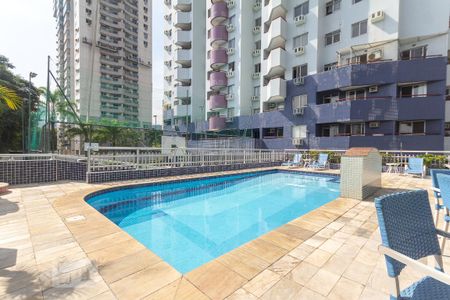 Apartamento para alugar com 65m², 2 quartos e 1 vaga Apartamento para alugar com 65m², 2 quartos e 1 vagaPiscina