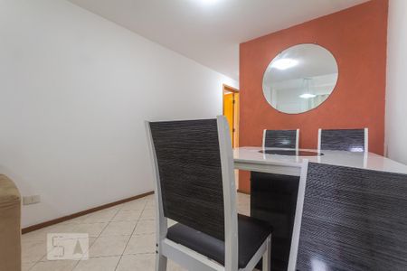Sala de apartamento para alugar com 2 quartos, 65m² em Barra da Tijuca, Rio de Janeiro