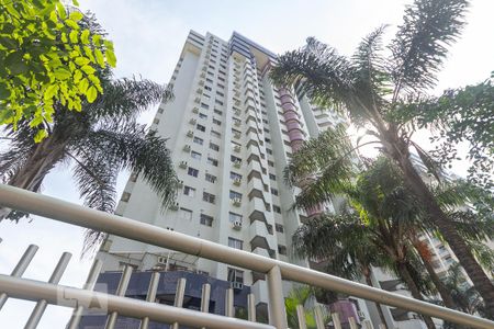 Apartamento para alugar com 65m², 2 quartos e 1 vaga Apartamento para alugar com 65m², 2 quartos e 1 vagaFachada
