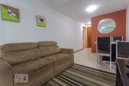 Sala de apartamento para alugar com 2 quartos, 65m² em Barra da Tijuca, Rio de Janeiro