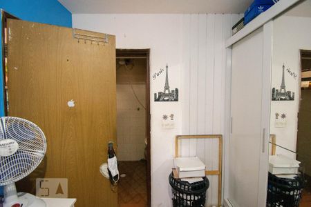 Casa à venda com 330m², 4 quartos e 8 vagasSuíte 2