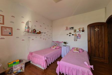 Casa à venda com 553m², 5 quartos e 8 vagasSuíte 3