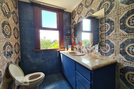 Casa à venda com 553m², 5 quartos e 8 vagasBanheiro Suíte 3