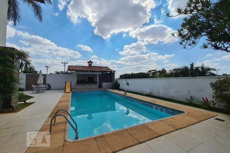 Casa à venda com 553m², 5 quartos e 8 vagasPiscina