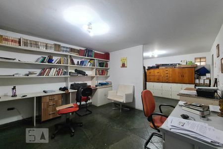 Casa à venda com 553m², 5 quartos e 8 vagasEscritório 2