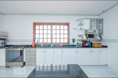 Casa para alugar com 300m², 4 quartos e 3 vagasCozinha