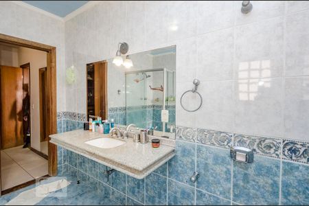 Casa para alugar com 300m², 4 quartos e 3 vagasBanheiro da Suíte