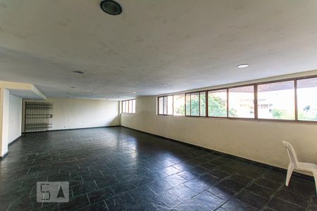 Apartamento à venda com 350m², 4 quartos e 3 vagasÁrea comum - Salão de festas