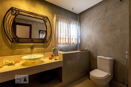 Apartamento à venda com 350m², 4 quartos e 3 vagasLavabo 