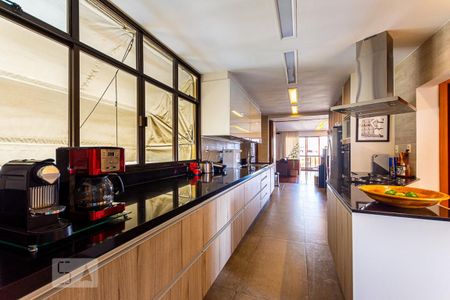 Apartamento à venda com 350m², 4 quartos e 3 vagasCozinha 