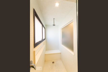 Apartamento à venda com 350m², 4 quartos e 3 vagasBanheiro da Suite master