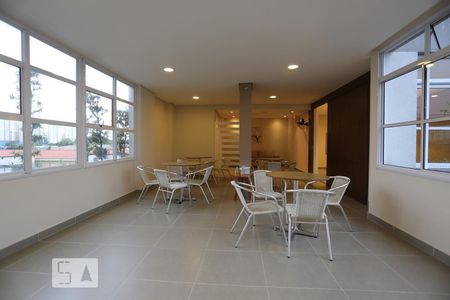 Apartamento à venda com 66m², 2 quartos e 1 vaga Apartamento à venda com 66m², 2 quartos e 1 vagaÁrea comum - Salão de festas
