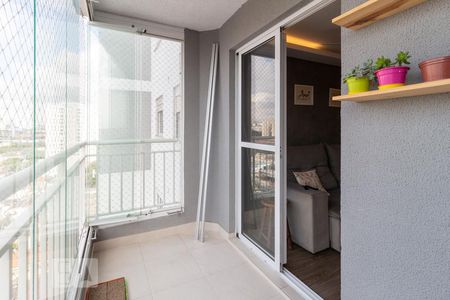 Sacada de apartamento à venda com 2 quartos, 66m² em Presidente Altino, Osasco