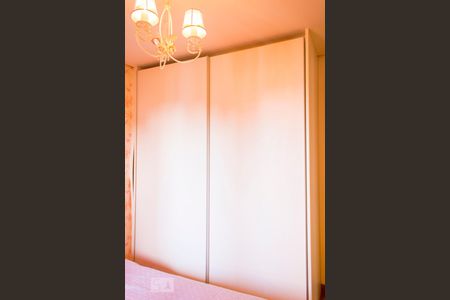 Apartamento para alugar com 414m², 5 quartos e 4 vagas Apartamento para alugar com 414m², 5 quartos e 4 vagasQuarto 3 - Armários