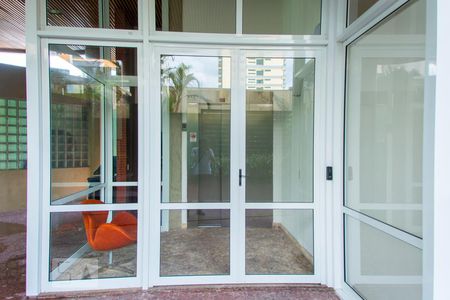 Apartamento para alugar com 414m², 5 quartos e 4 vagas Apartamento para alugar com 414m², 5 quartos e 4 vagasÁrea comum