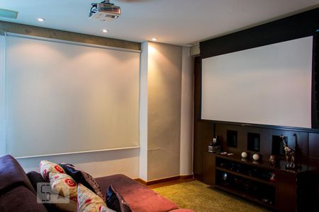 Apartamento para alugar com 414m², 5 quartos e 4 vagas Apartamento para alugar com 414m², 5 quartos e 4 vagasSala de Cinema