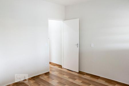 Quarto 2 de casa para alugar com 2 quartos, 115m² em São João Clímaco, São Paulo