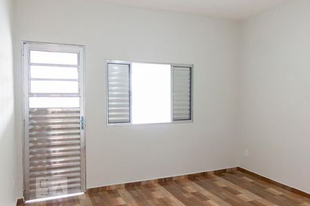Quarto 2 de casa para alugar com 2 quartos, 115m² em São João Clímaco, São Paulo