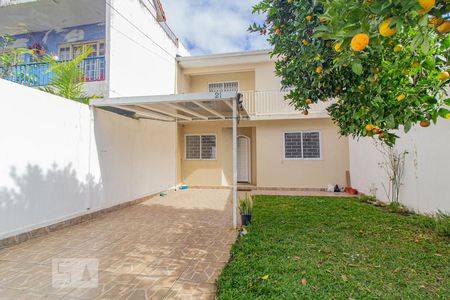 Casa para alugar com 90m², 4 quartos e 2 vagasFachada