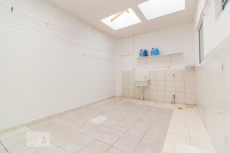 Casa para alugar com 90m², 4 quartos e 2 vagasÁrea de Serviço