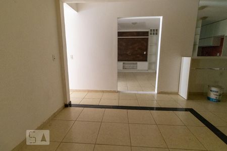 Sala de jantar de apartamento para alugar com 2 quartos, 98m² em Guará Ii, Brasília