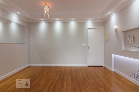 Sala de apartamento para alugar com 3 quartos, 71m² em Jaguaribe, Osasco