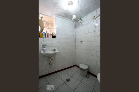 Casa à venda com 176m², 5 quartos e sem vagaCasa 2 - Banheiro